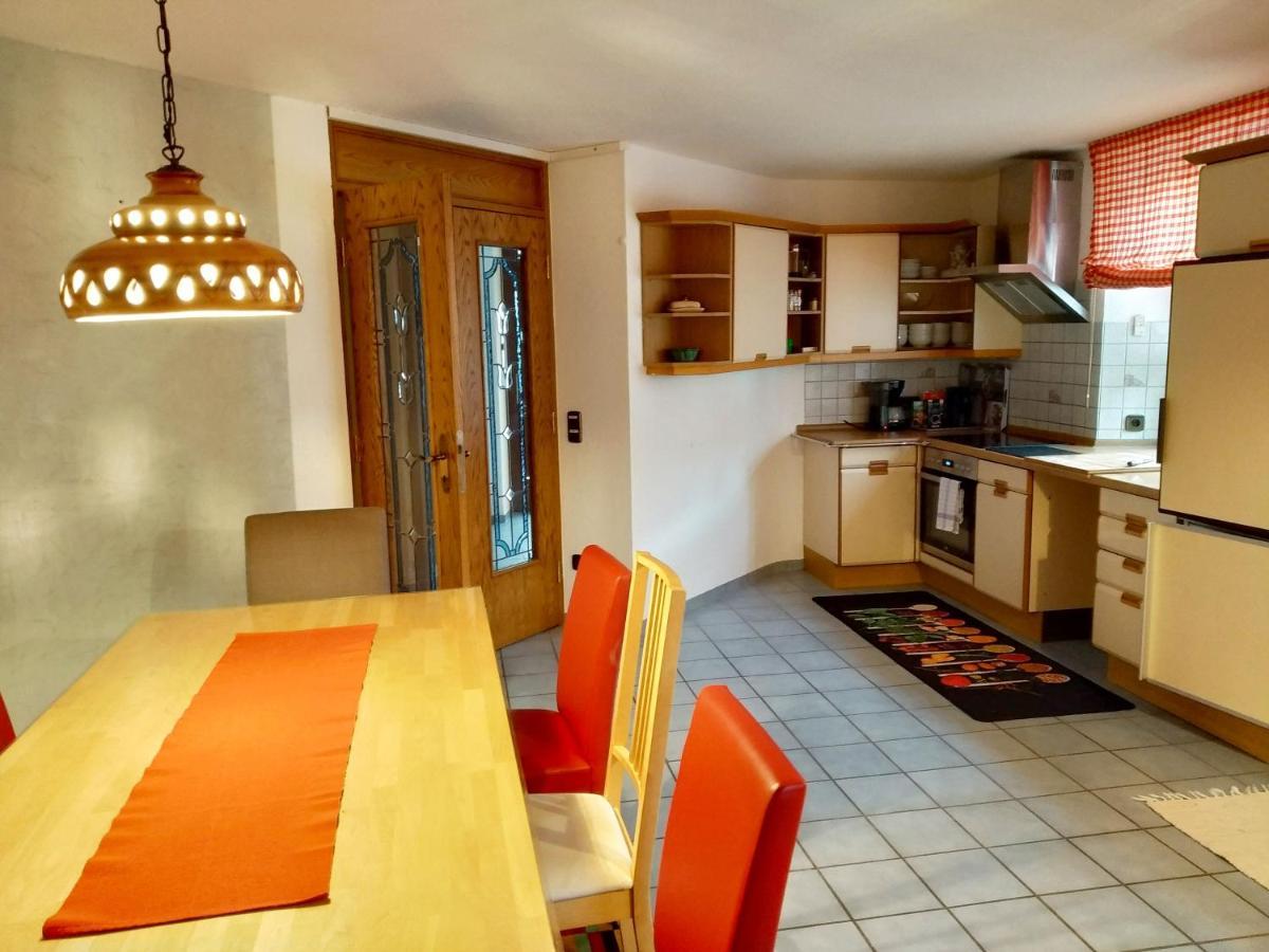 Ferienhaus Marre - Mit Grill, Feuerstelle Und Gartensauna Waldbrunn  Exteriör bild