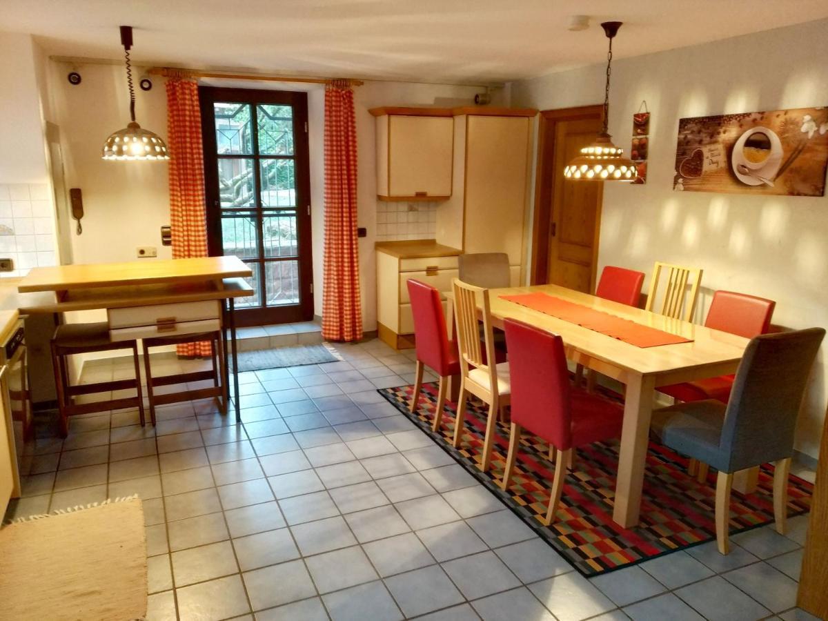 Ferienhaus Marre - Mit Grill, Feuerstelle Und Gartensauna Waldbrunn  Exteriör bild