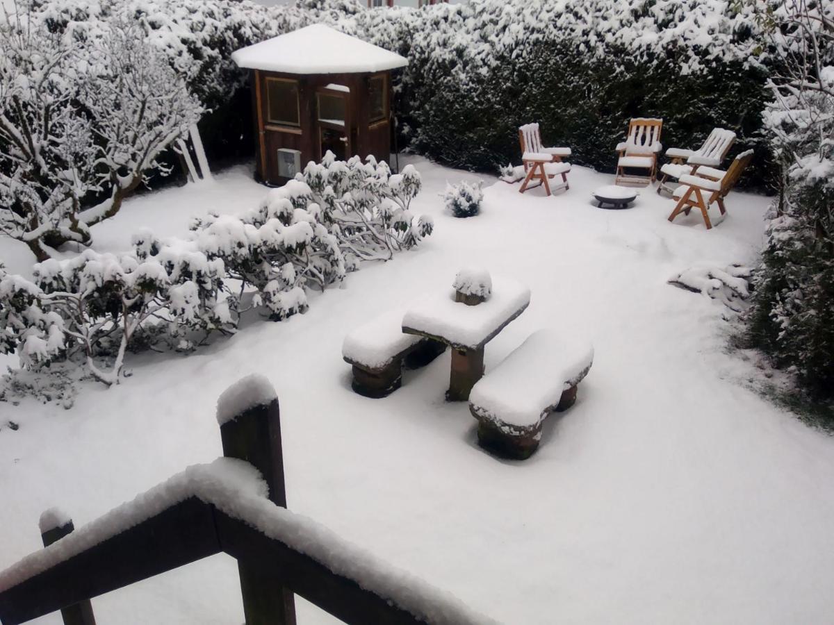 Ferienhaus Marre - Mit Grill, Feuerstelle Und Gartensauna Waldbrunn  Exteriör bild