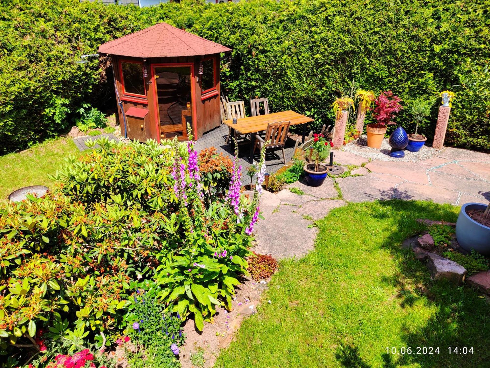 Ferienhaus Marre - Mit Grill, Feuerstelle Und Gartensauna Waldbrunn  Exteriör bild